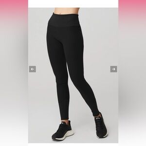 Alo Yoga black leggings